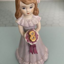 Eight Figurine 