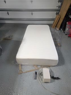 Sleep number P5 twin XL mattress and box spring