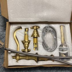 Victorian Style Widespread Brushed Gold Bathroom Vanity Basin Faucet 3 Holes Hot and Cold Mixer Tap with Pop Up Drain Assembly Overflow Dual Cross Kno