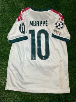 Real Madrid Mbappé #10 Soccer Jersey