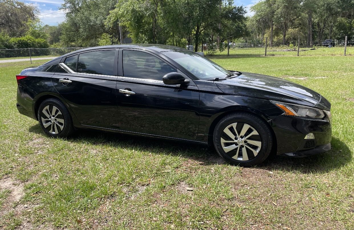 2020 Nissan Altima