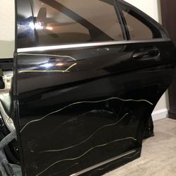 Mercedes C300 Door / Mirror / Rear Panel / Window / Regulator 