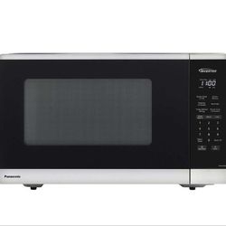 Panasonic 1.3 Cu Ft. Inverter Microwave 1200 W