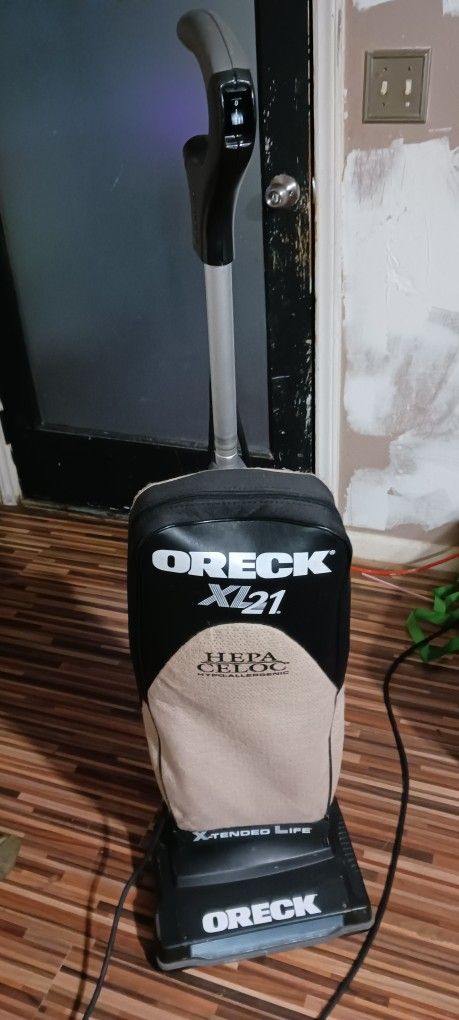 Oreck commercial vacuum cleaner