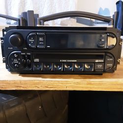 2004 DODGE VIPER Radio