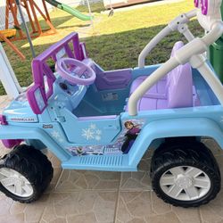 Power Wheels Jeep Frozen