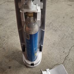  Sprkling Water Machine 
