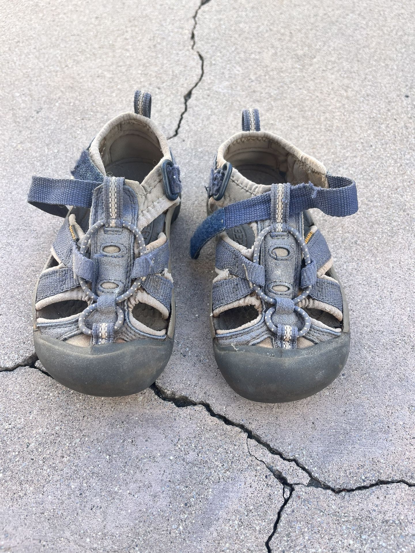 Keen Kids Water Hike Sandal Shoe Size 10