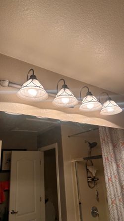 Bathroom vanity light fixtures