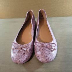 Vionics Size 11/Pink And Black Snake Embossed/Never Worn