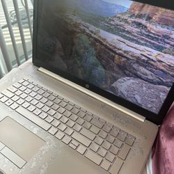 RoseGold HP 17.3 Touchscreen 8th generation 