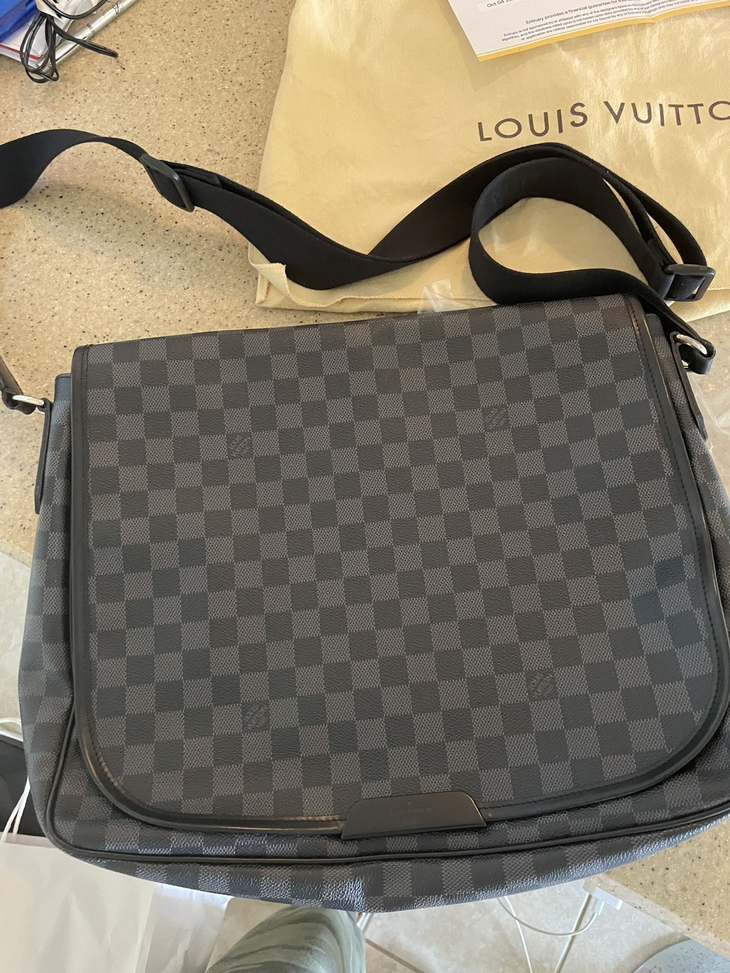 Louis Vuitton Messenger Bag - District PM Damier Graphite (Men's/Unisex)  for Sale in Houston, TX - OfferUp