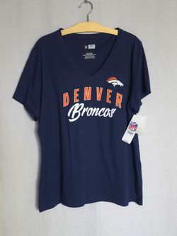Denver Broncos NFL Women's Navy V-Neck T-Shirt ~ Size XXL (2XL)