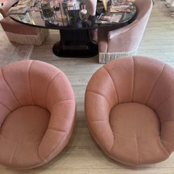 Pink Shell sofa for 2 