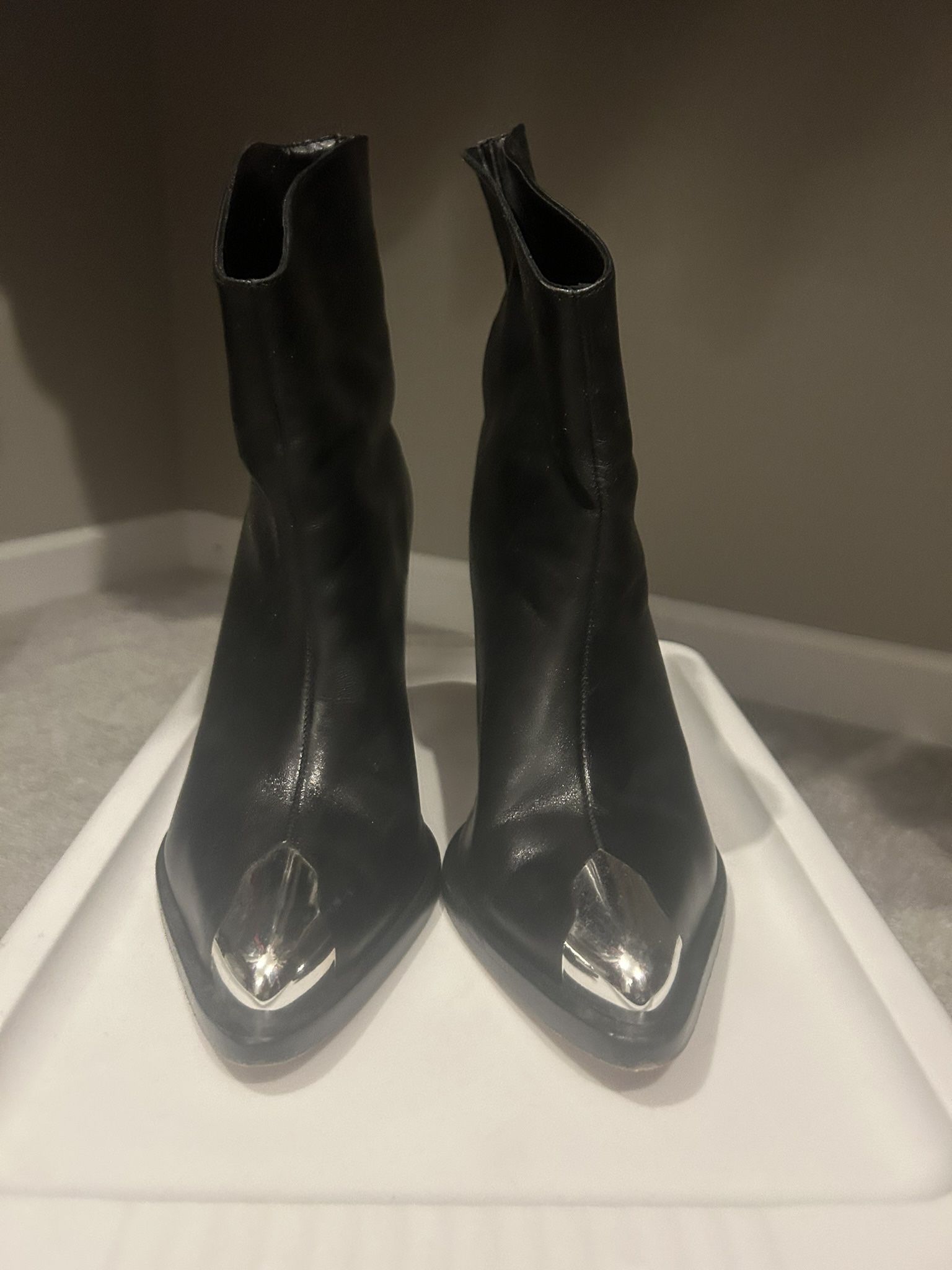 Schultz Black Boot 