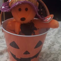 HALLOWEEN BEANIE METAL PUMPKIN TIN