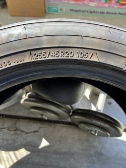 Used Tire Nitto 255/45 R 20