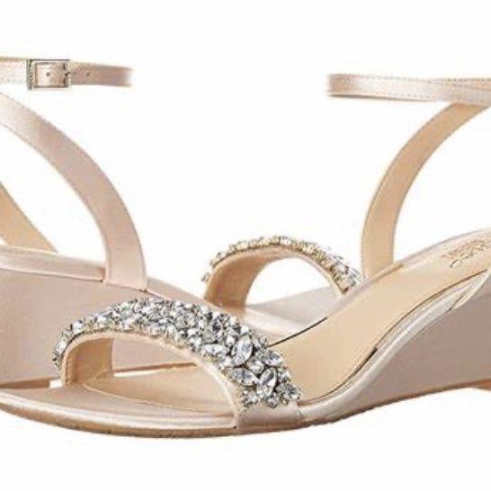Badgley Mischka New Jewel Wedding / Prom Shoes 8