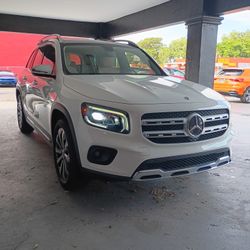 2022 Mercedes-Benz GLB 