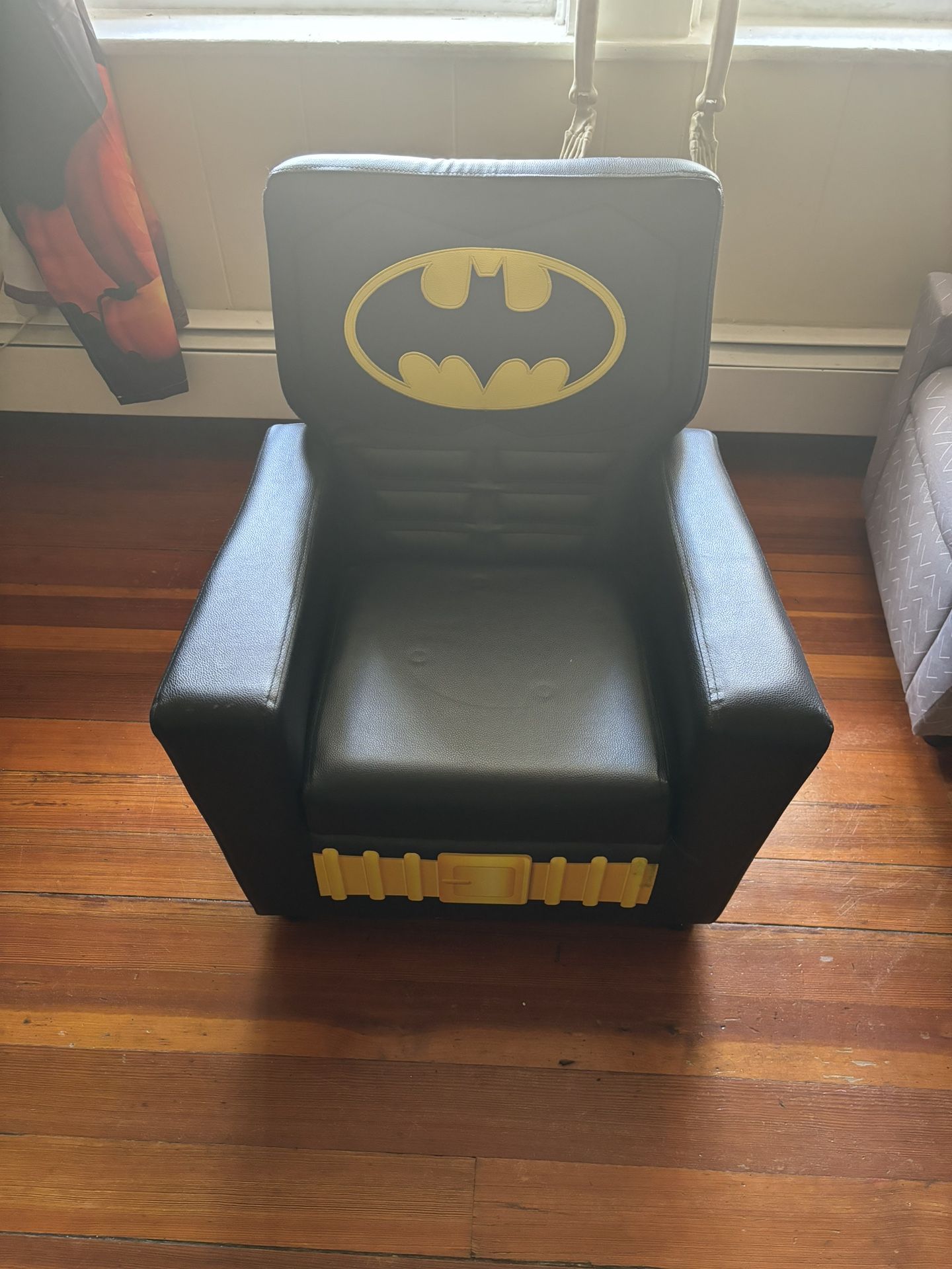 Furniture Kids Chair Black Batman