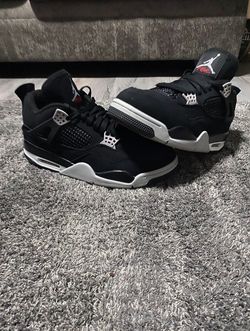 Jordan 4 “black canvas”