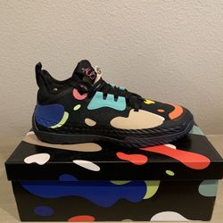 Harden Vol. 5 Futurenatura (Black) Size 11 & 14