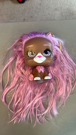 VIP Mega Pets Doll iMC Toys Nyla Styling Head