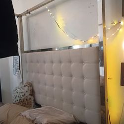 Sad to sell the prettiest luxury Canopy Bed queen size!