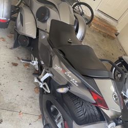 Can  Am Spyder 2013