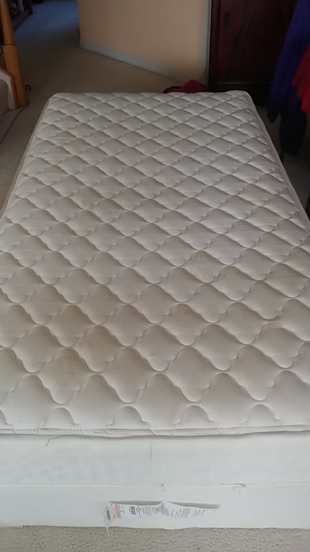 Sealy mattress and box spring