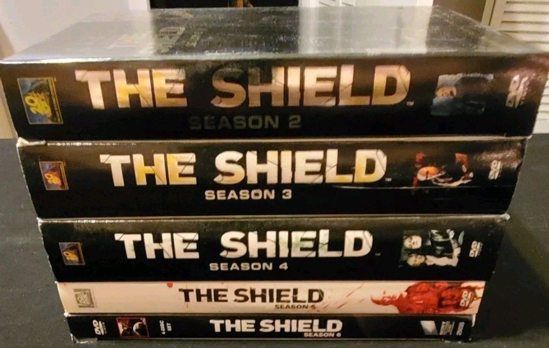 MINT LOT of (5) THE SHIELD DVD Box Sets - Seasons 2-6