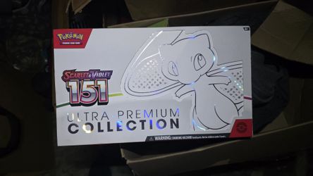 Pokémon 151 Ultra Collection Box. Box Dice And Coins Only