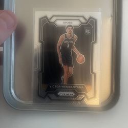 Victor Wembanyana Prizm Rookie Card