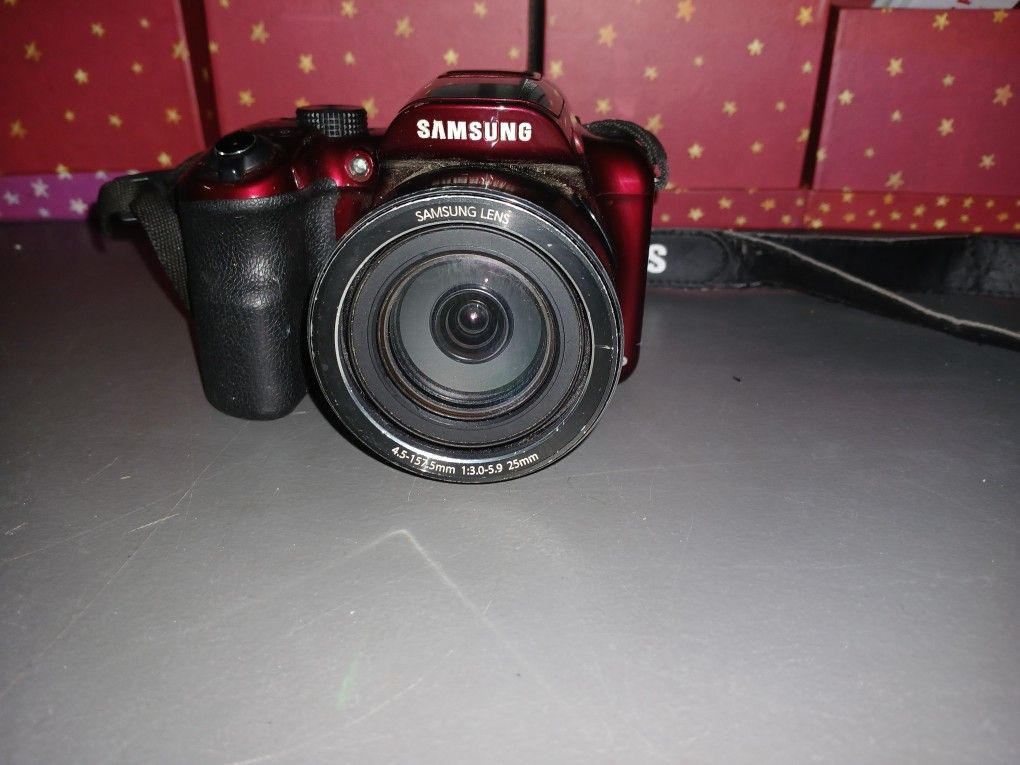 SAMSUNG  16.4 MEGA PIXALS DIGITAL CAMERA