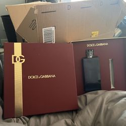 Dolce & Gabbana Eau De Parfum 200ml Bottle