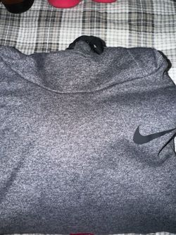 $12 men’s Nike large
