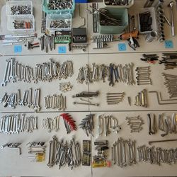 Large Mechanic Tool Bundle (1000+ Pieces) 
