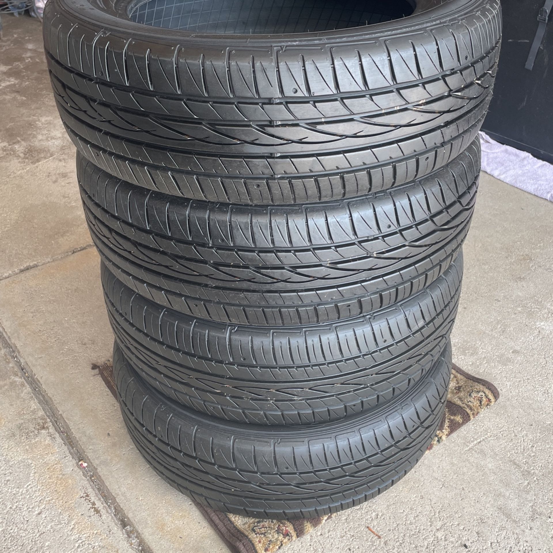 Set De Llantas 215-60-R17