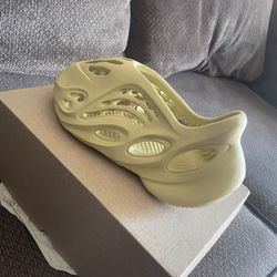 Yeezy Foam Runners