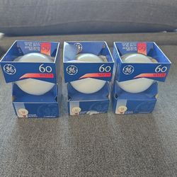 21 GE Globe Vanity Bulbs – 60W – Tested