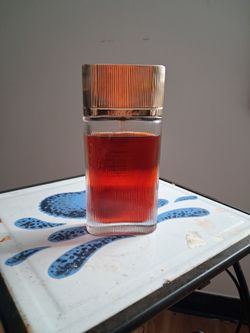 Must de Cartier Perfume Bottle