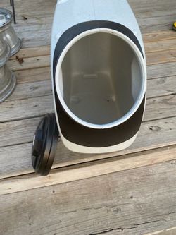 Large Dog food container