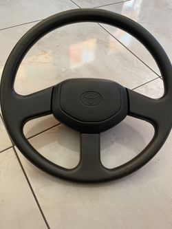 Toyota Original Steering Wheeling 
