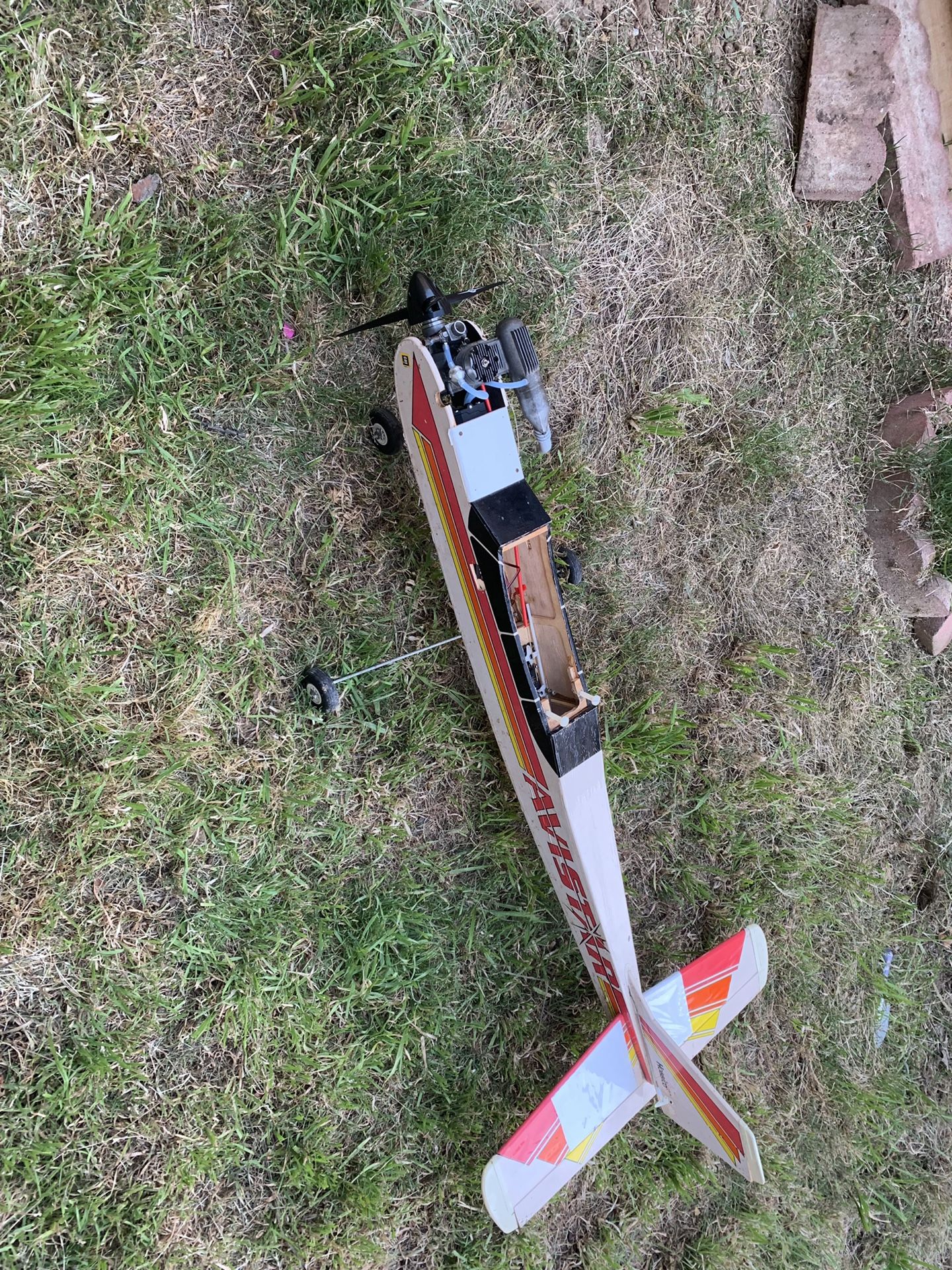 Avistar .40 RC Nitro Airplane for Sale in Merced, CA OfferUp