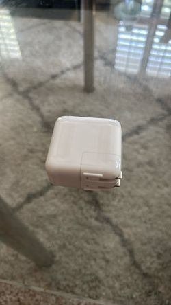 Apple 30w USB C adpter