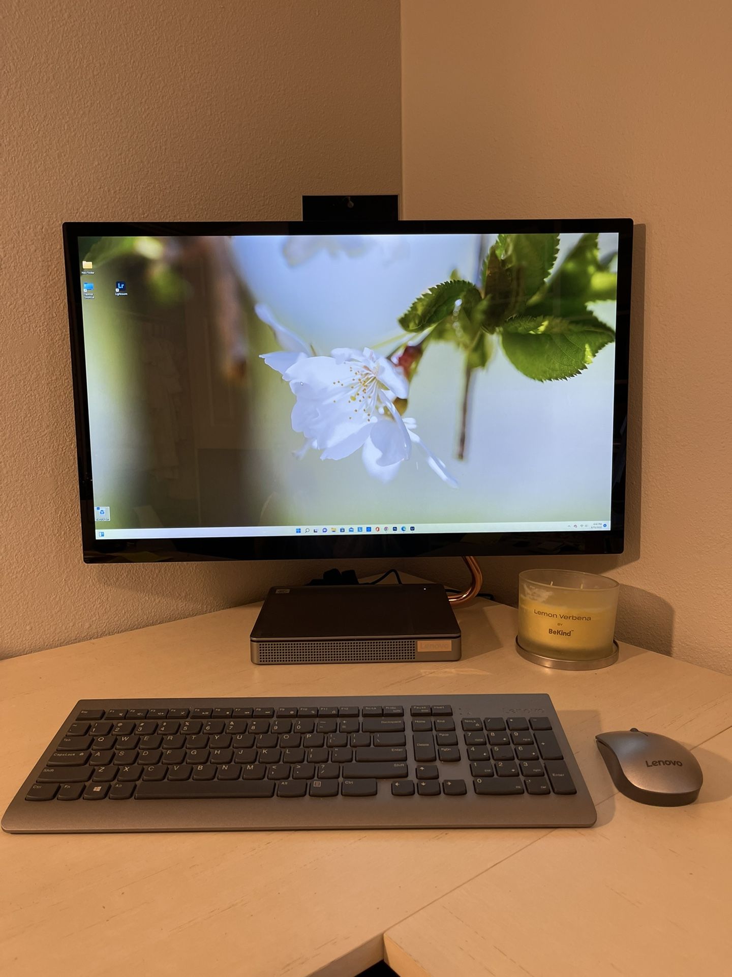 Lenovo Ideacentre AIO 5 27IMB05 All In One Computer