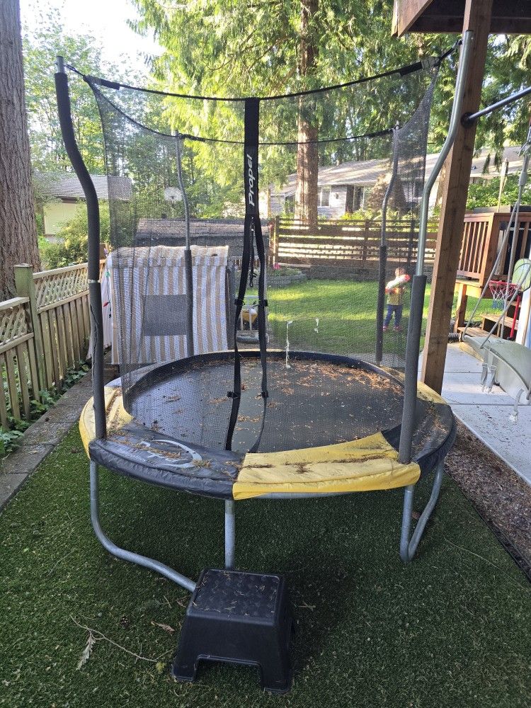 Propel 7ft Trampoline