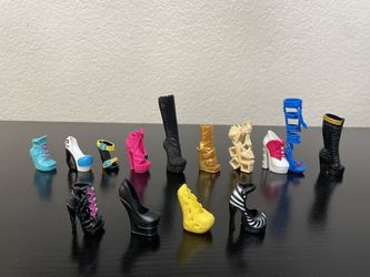 Monster High Doll Shoes SINGLE  Lot x20