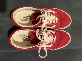 Classic Vans, burgundy, size 9