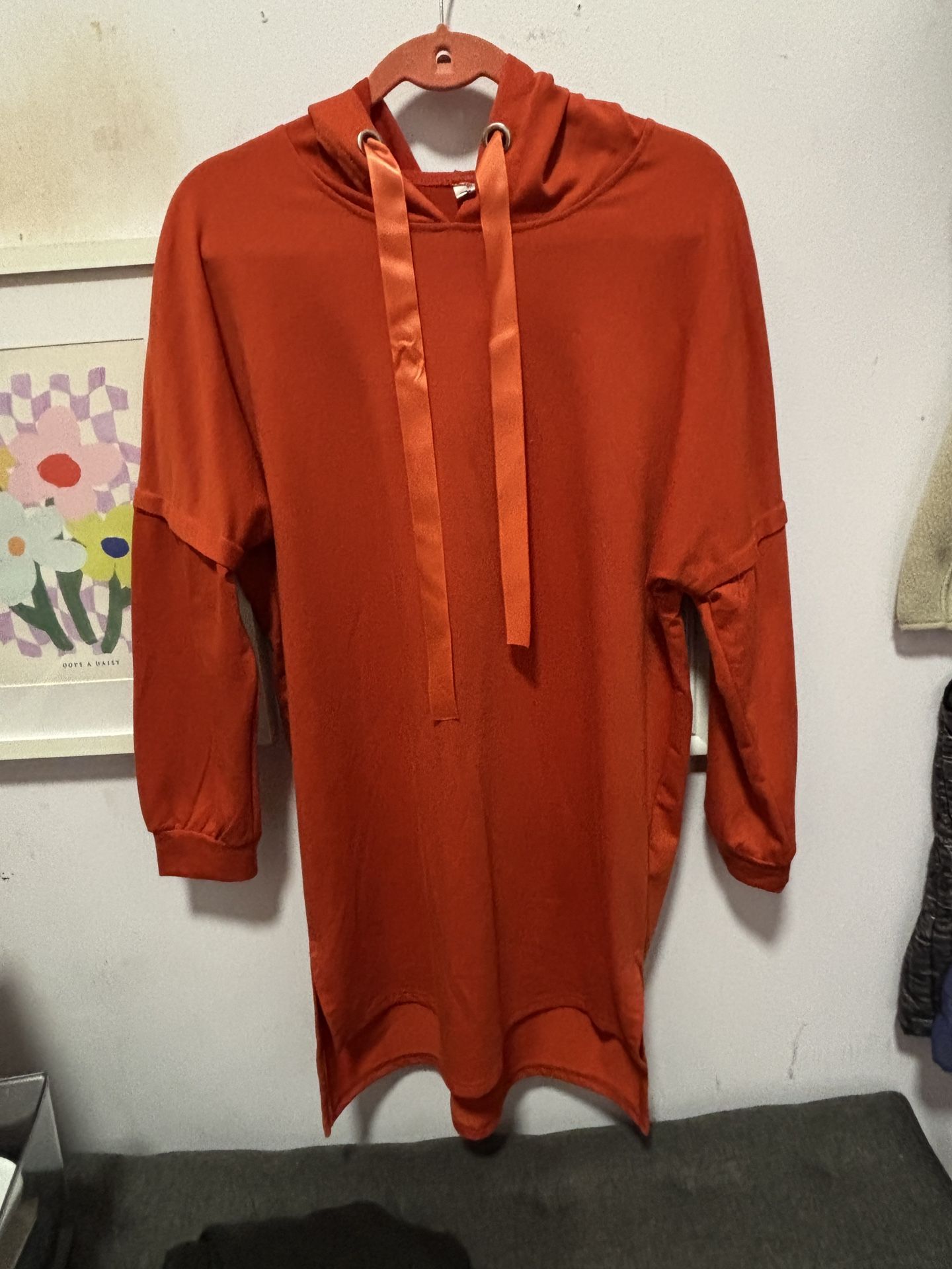 Orange hooded tunic with satin ribbons Size L